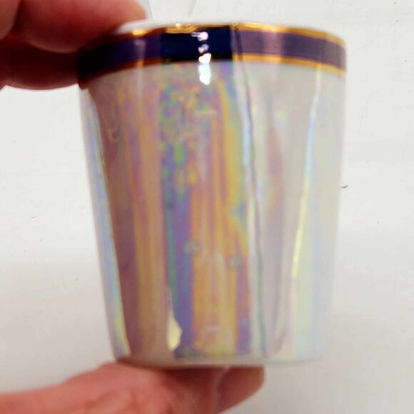 Ocean City MD Ocean Beach Scene Iridescent Shot Glass Collectible Souvenir - Picture 4 of 8